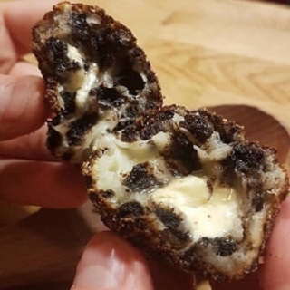 Chocolate Blanco con Oreo