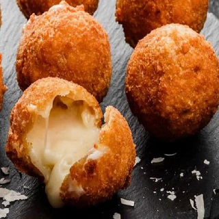 Tres Quesos (Ibérico/Roquefort/ Cabra)